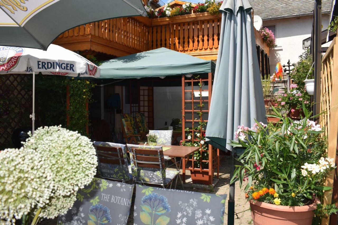 Marktstuebchen An Der Schoenen Loreley Bornich المظهر الخارجي الصورة